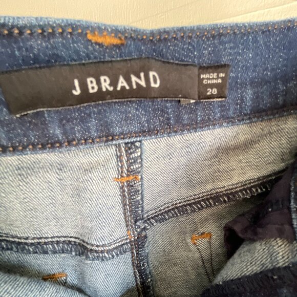 J Brand Women's Raw Hem Crop Jeans in Size 28 - Picture 1 of 9